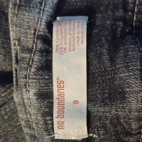 NO BOUNDARIES, SIZE 9 , WIDE WAIST BAND. WOMENS. - Picture 7 of 10